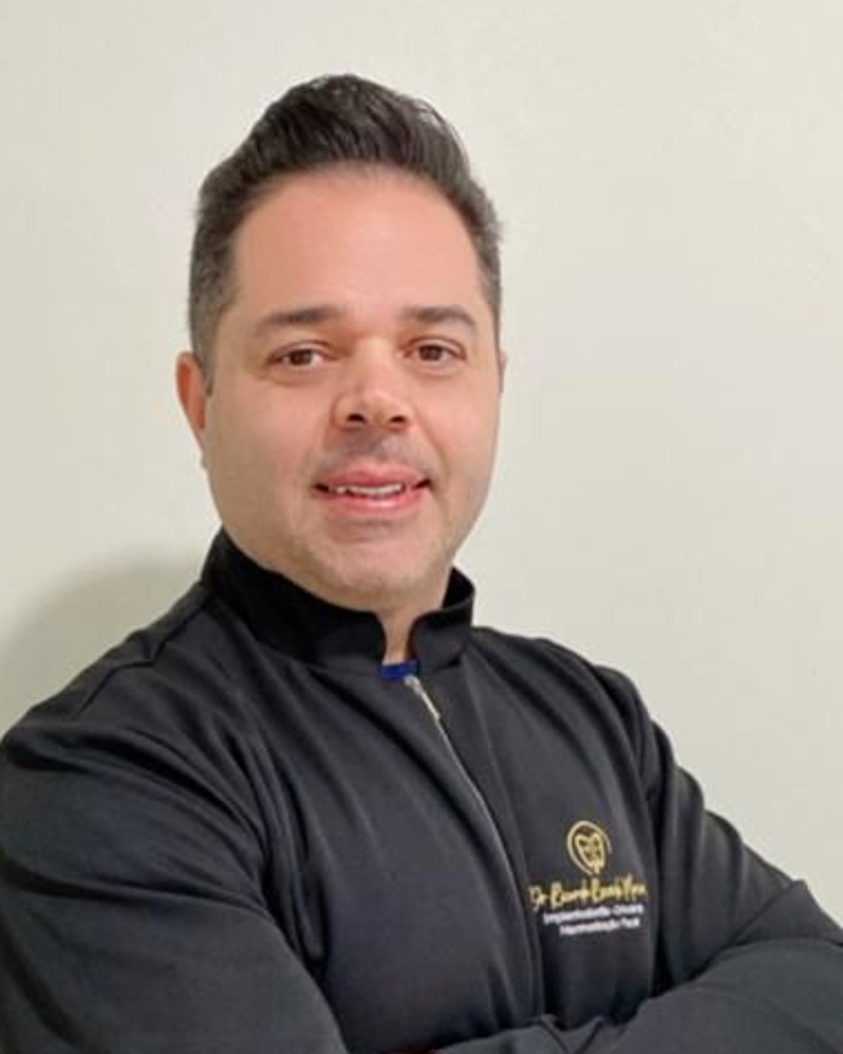 Dr. Ricardo Rezende Mariano, cirurgião-dentista em Itumbiara-GO